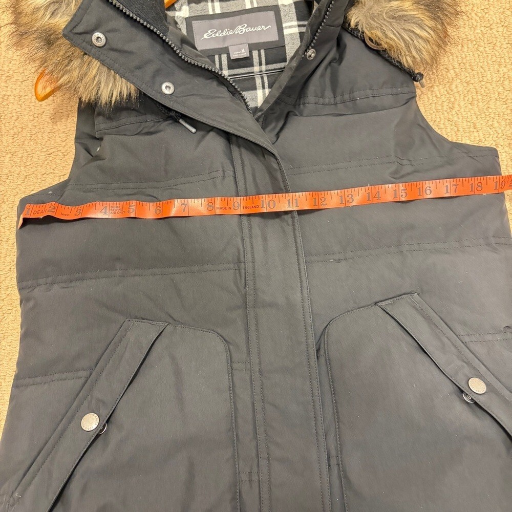 Eddie Bauer Down Puffer Vest with Faux Fur Hood Black – M - Picture 7 of 10